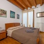 5 Min From Gardaland, With Free Pool