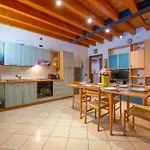 5 Min From Gardaland, With Free Pool